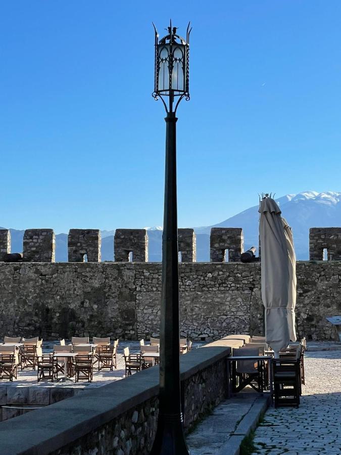 Nafpaktos Beach Luxury Suites Exterior photo